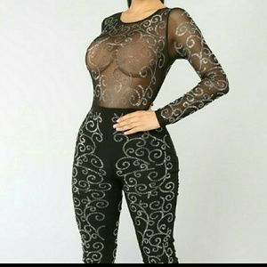 Fashion nova jumpsuit